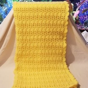 Yellow Dreamy Lace Baby Throw